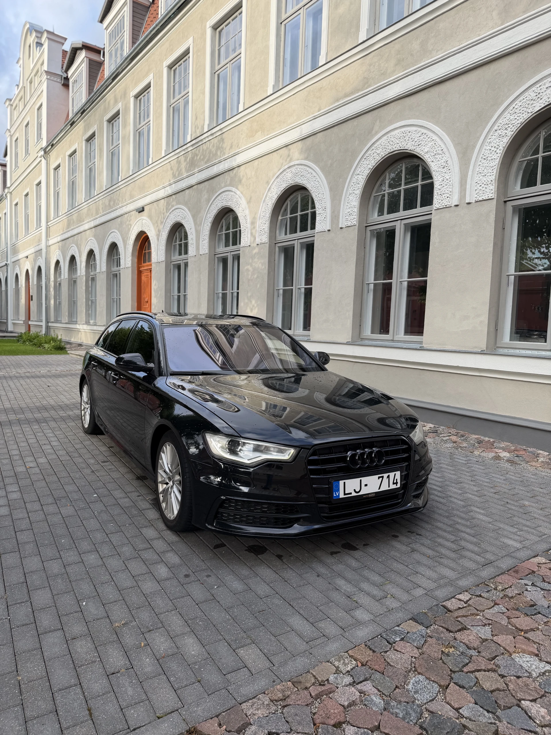 Audi A6