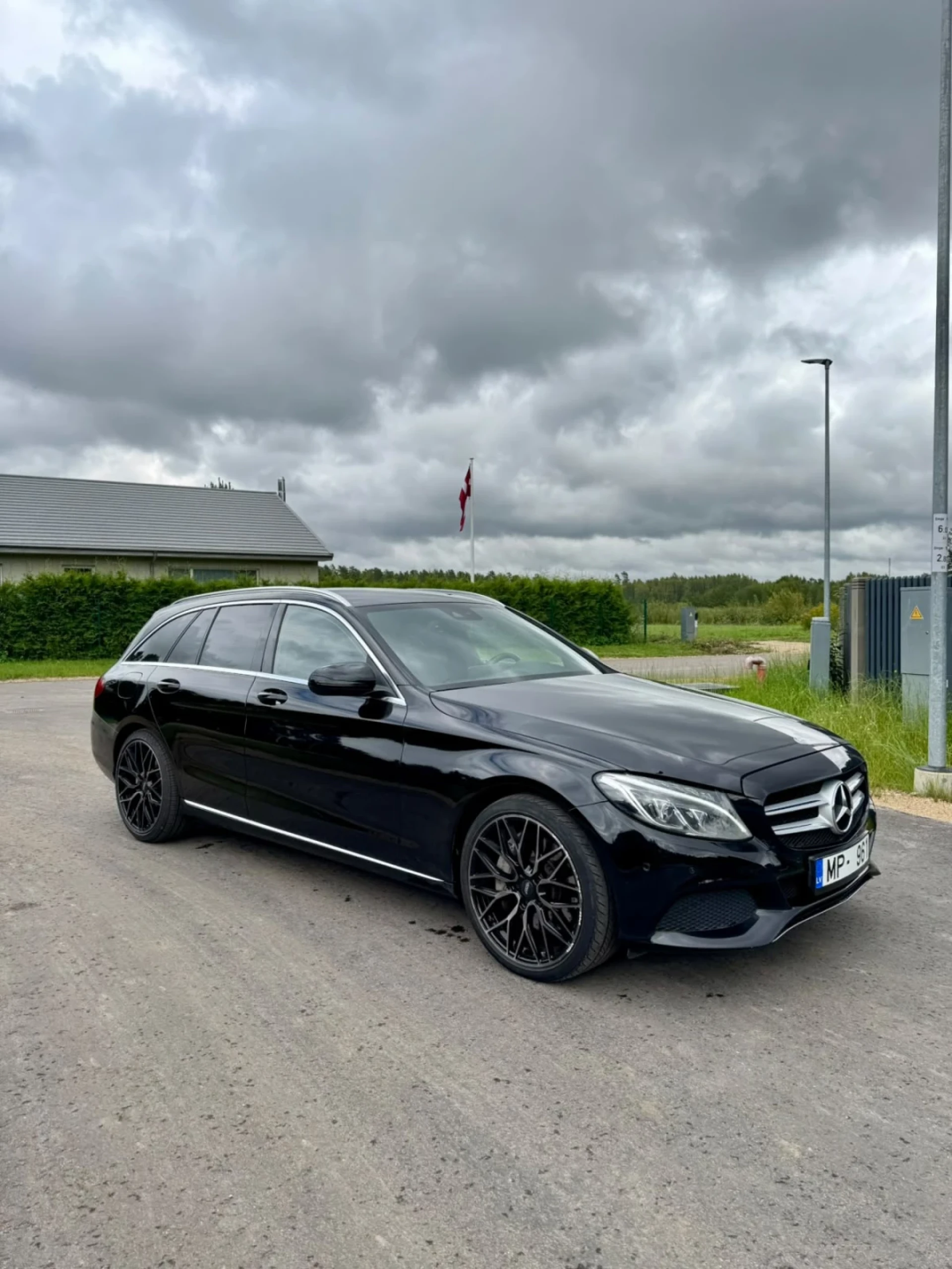 Mercedes-Benz 350