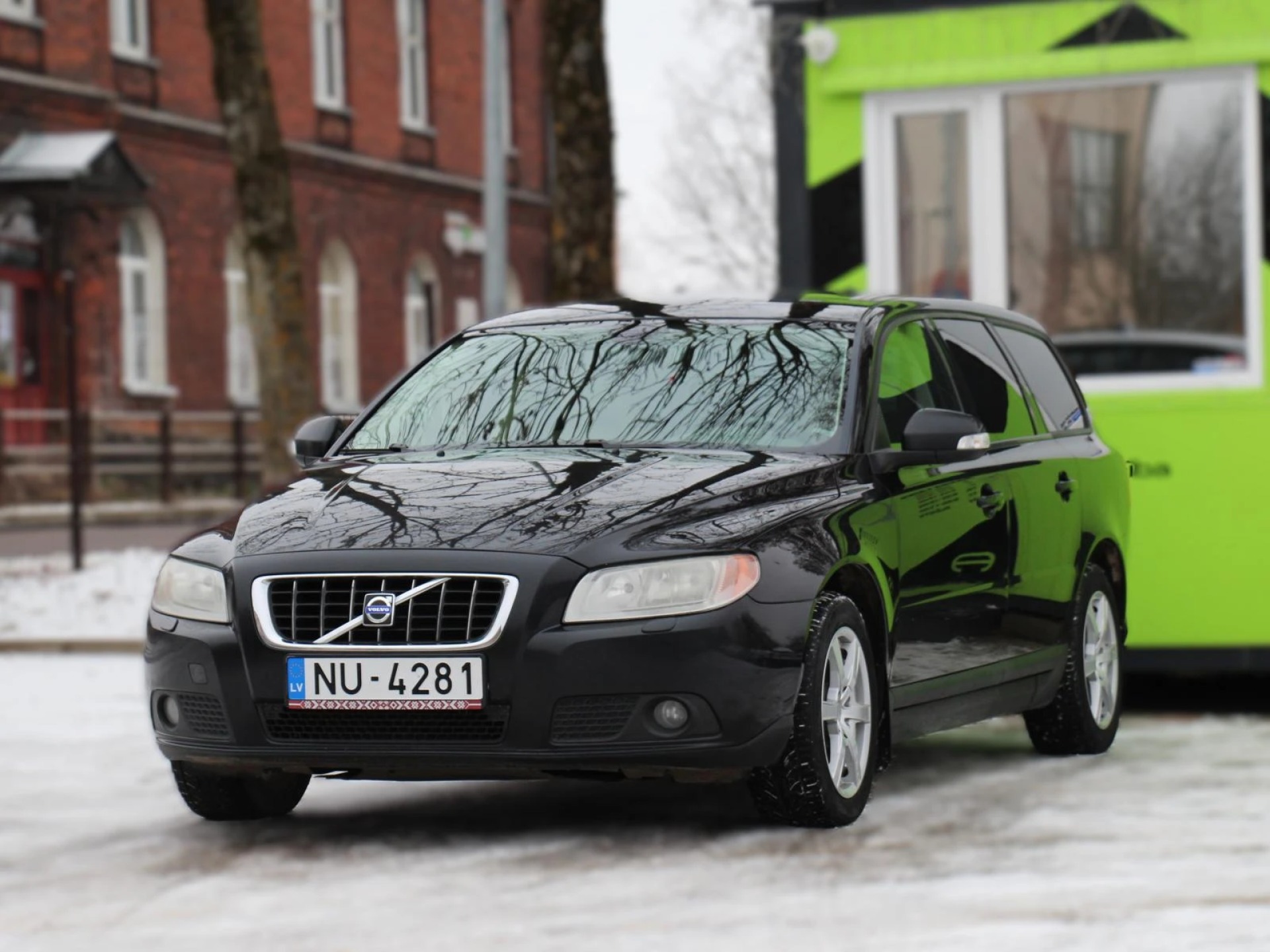 Volvo V70