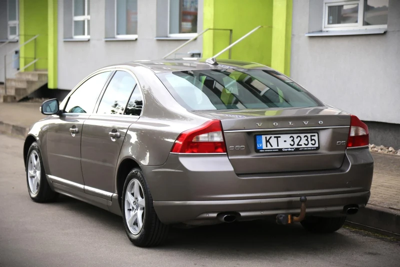 Volvo S80