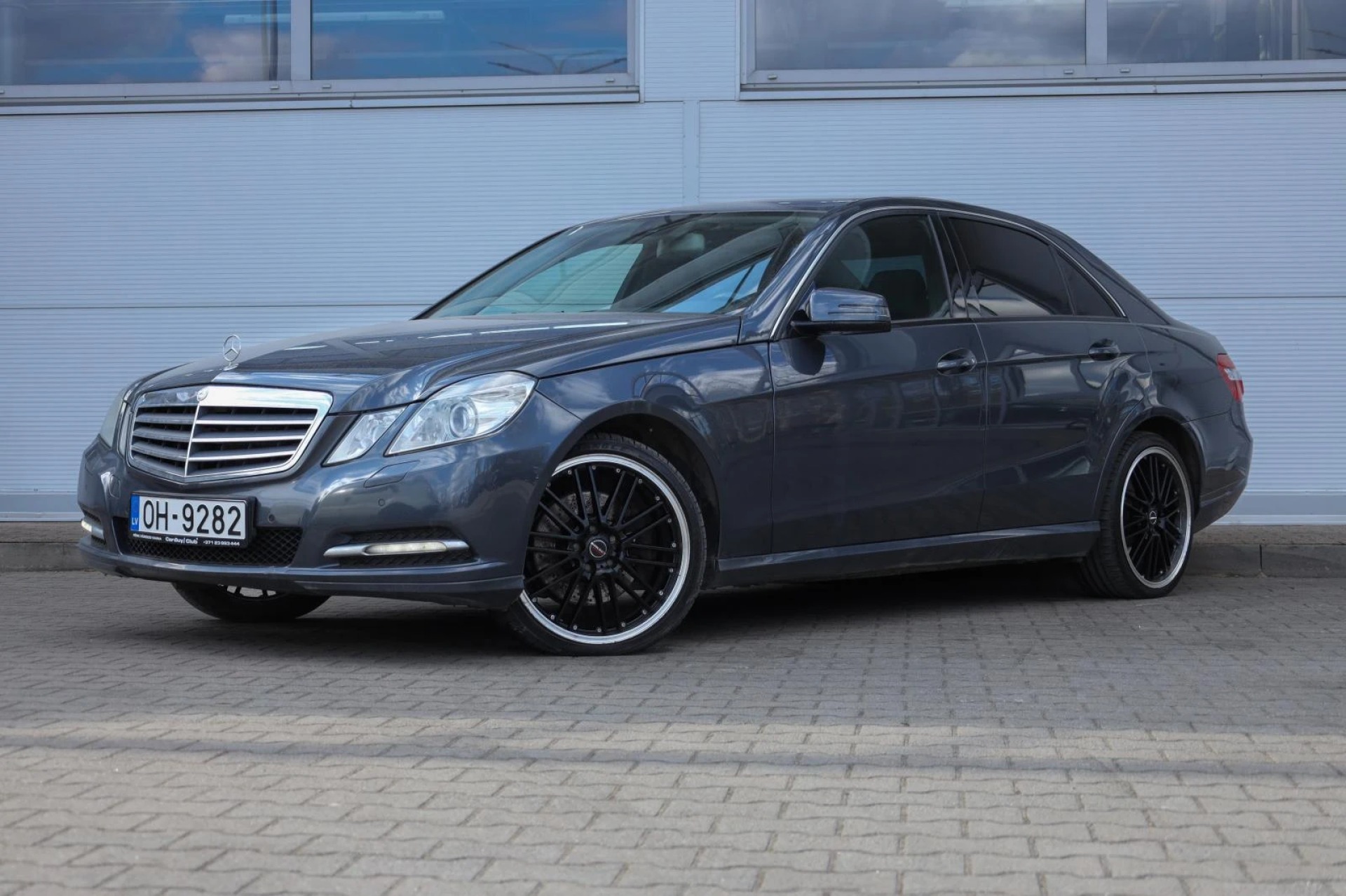 Mercedes-Benz E300