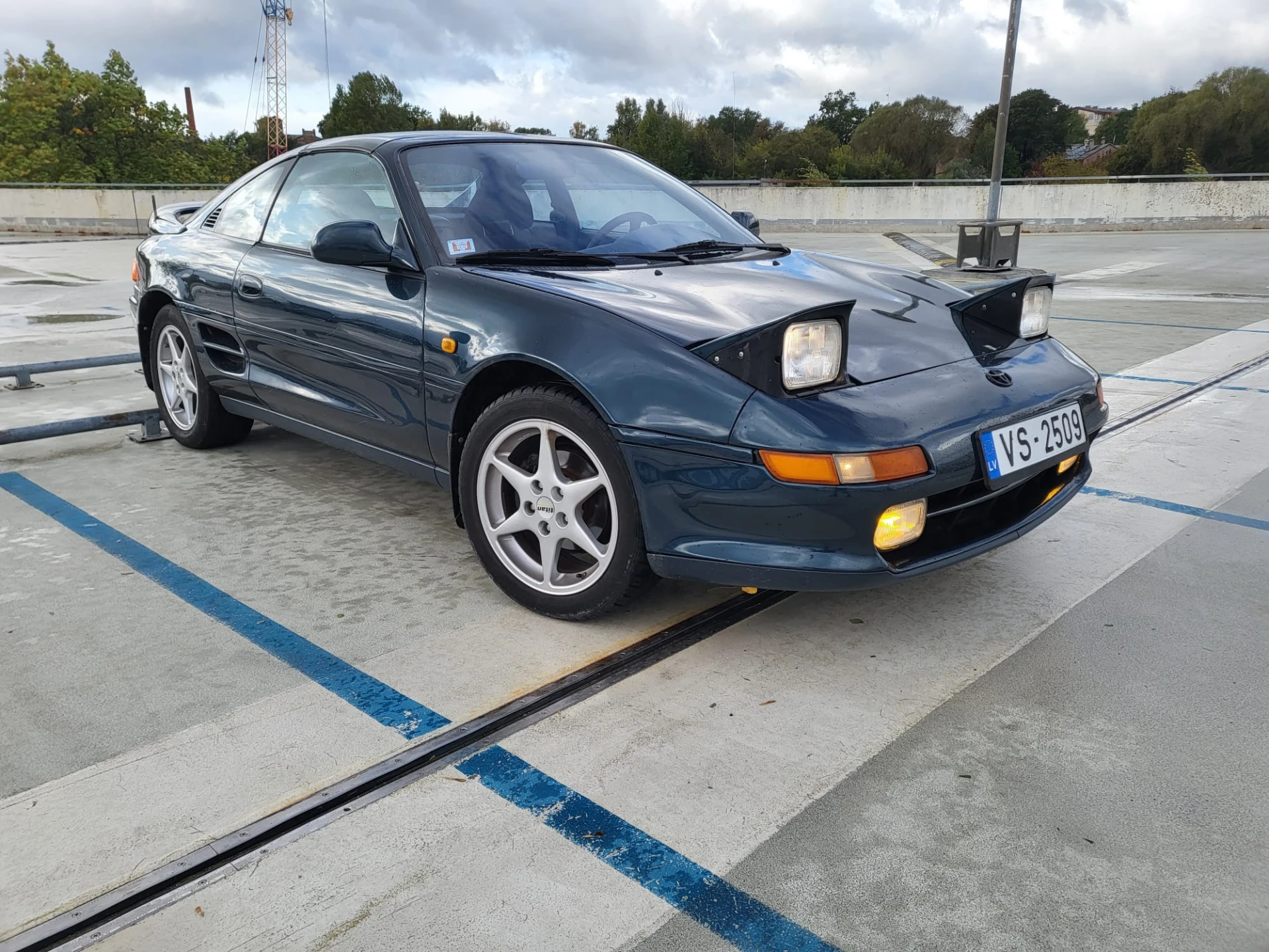 Toyota MR 2