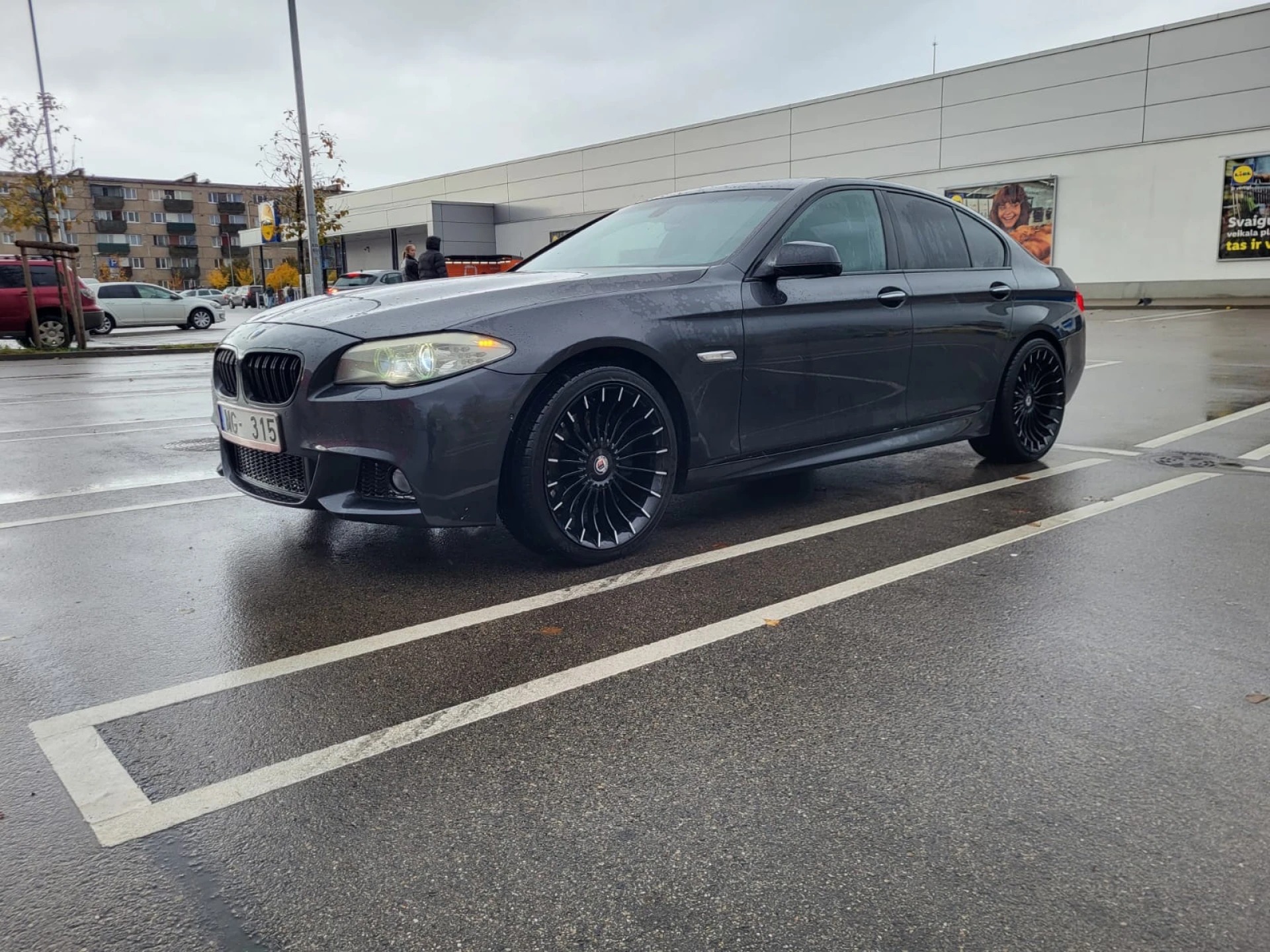 BMW 535