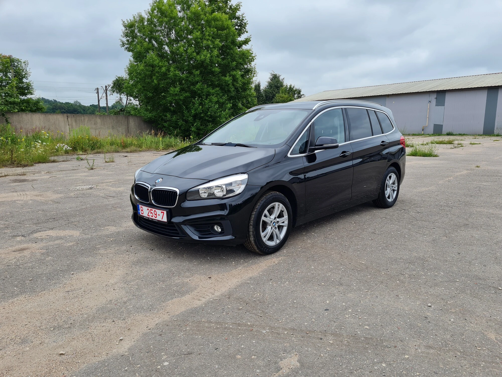 BMW 218