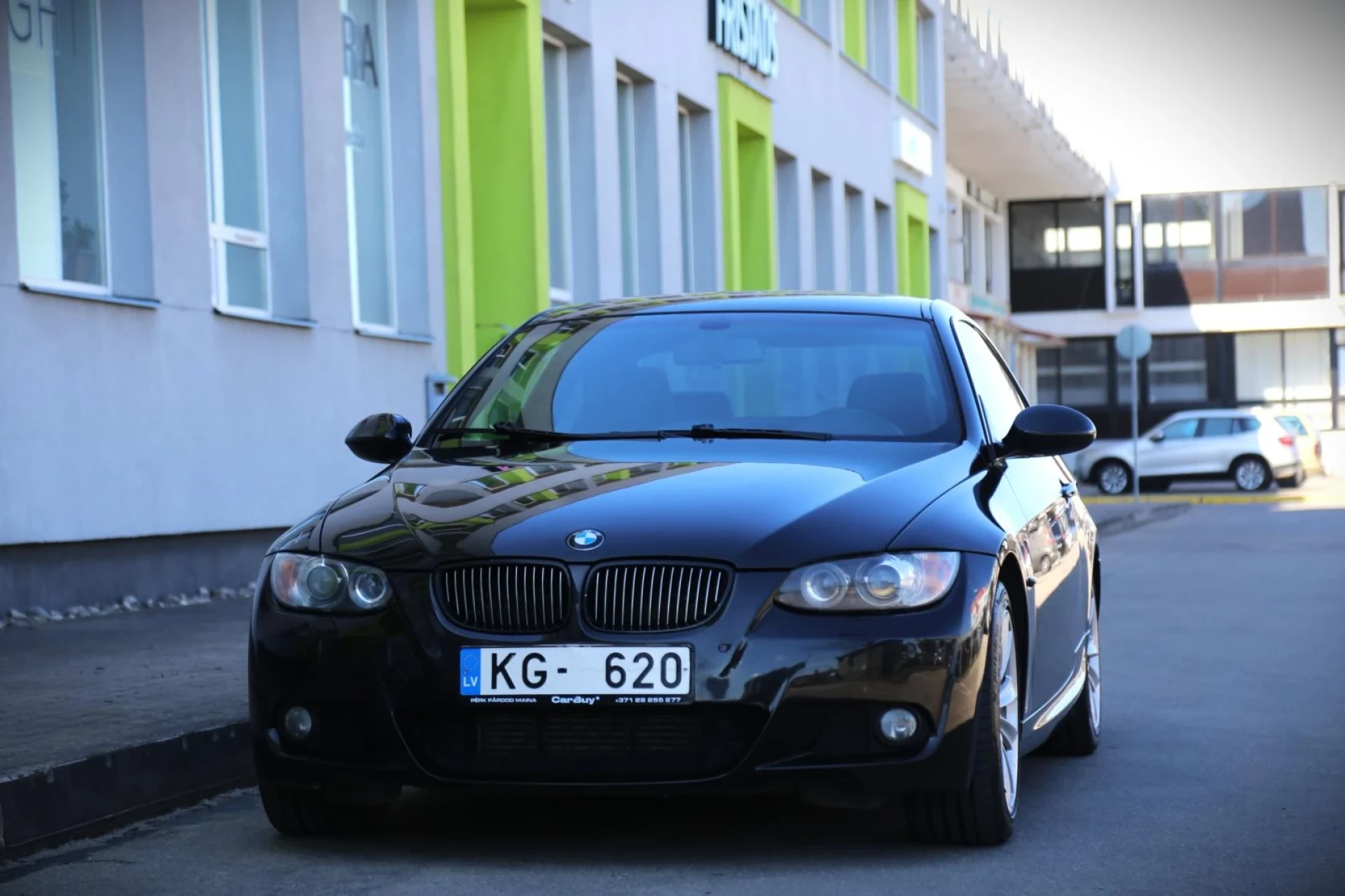 BMW 330