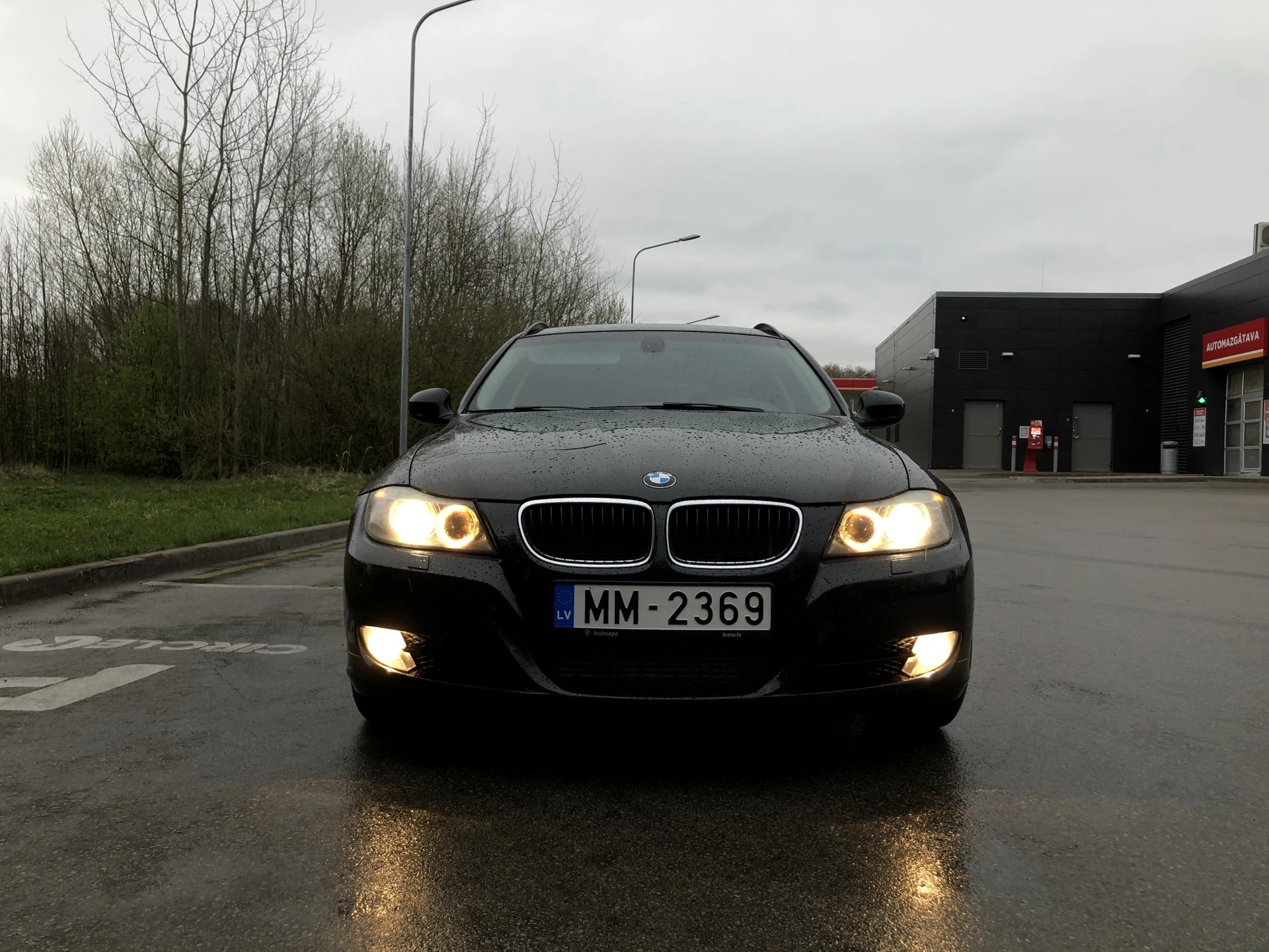 BMW 320