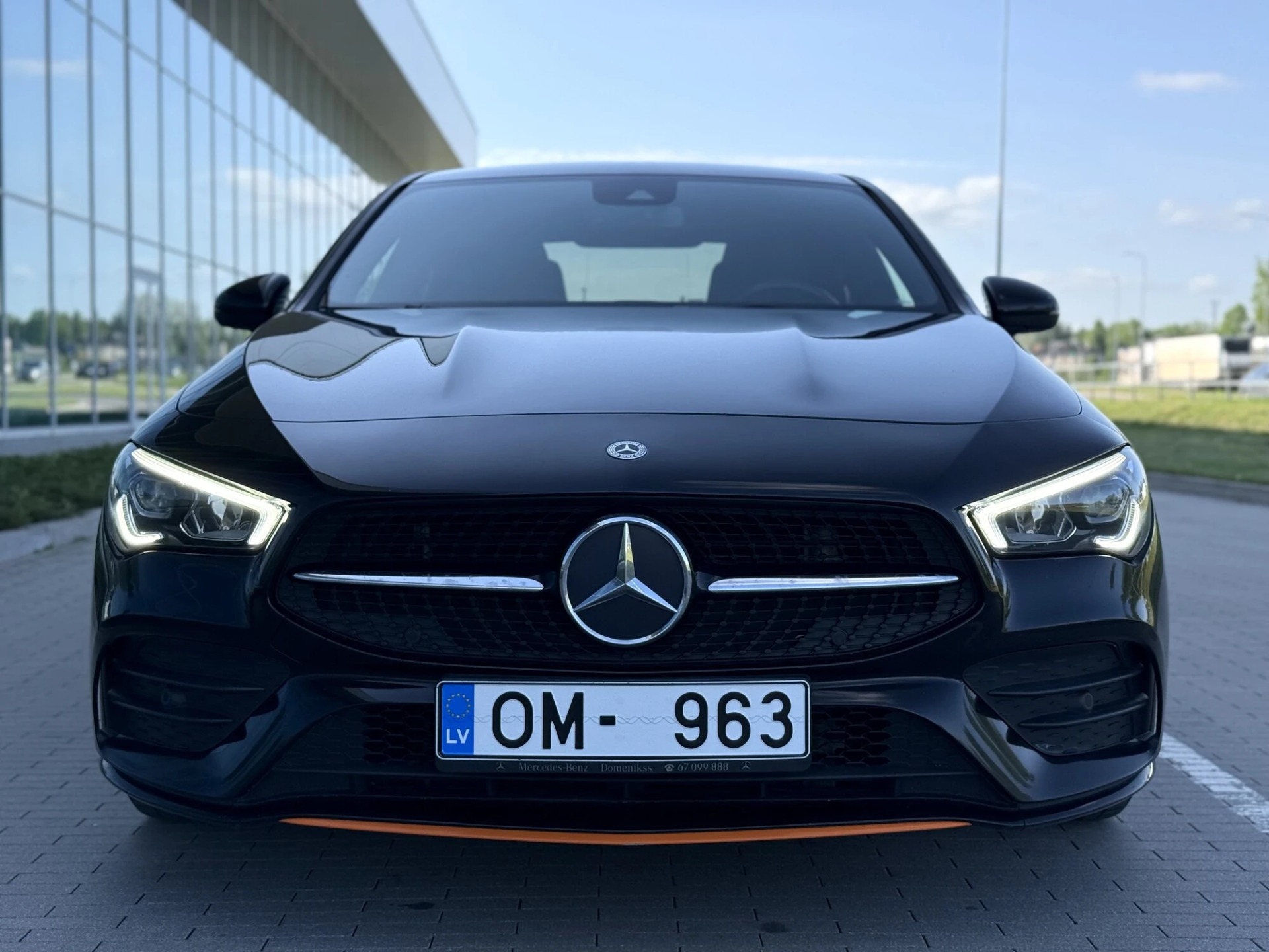 Mercedes-Benz CLA180
