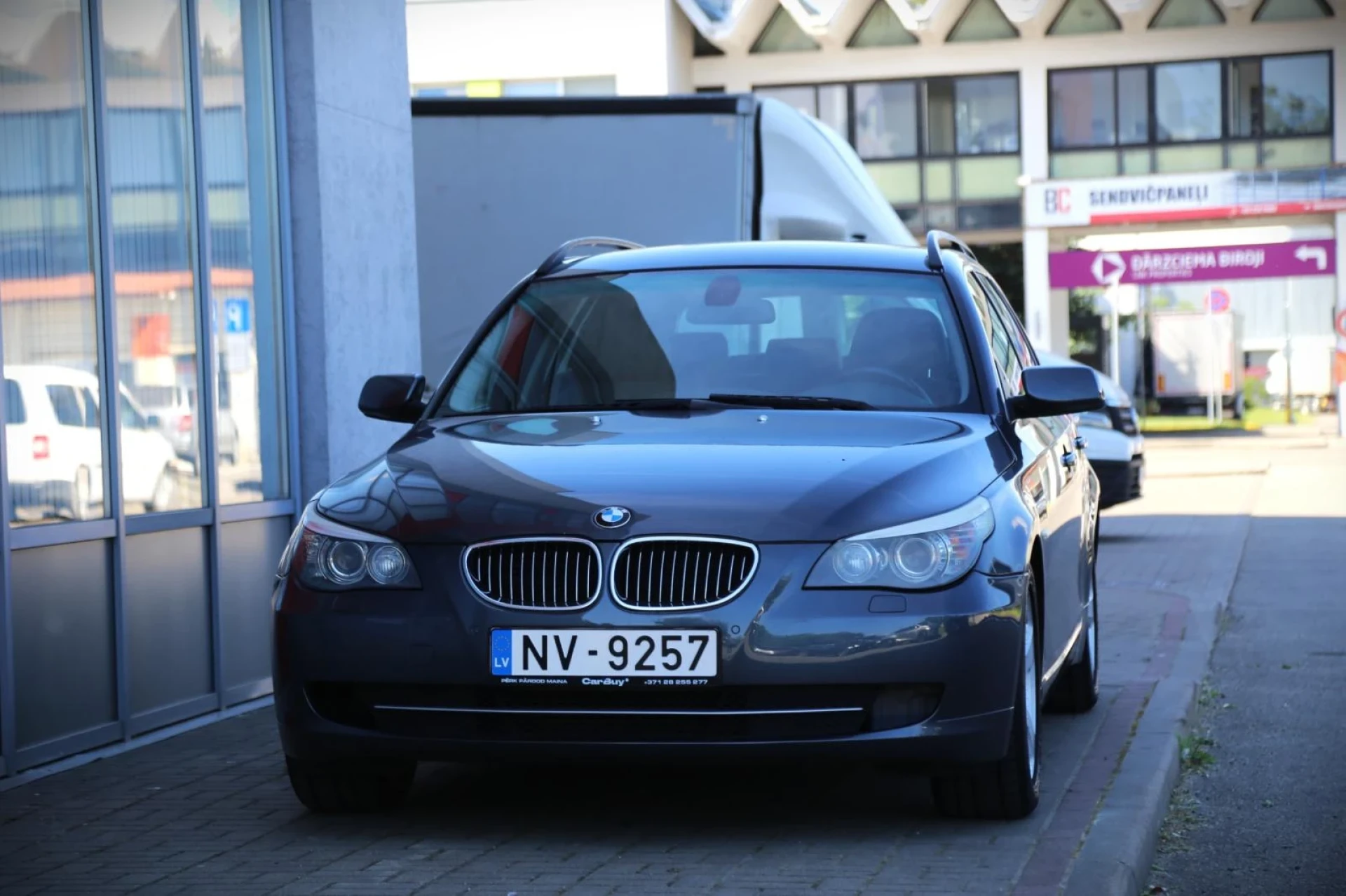 BMW 520