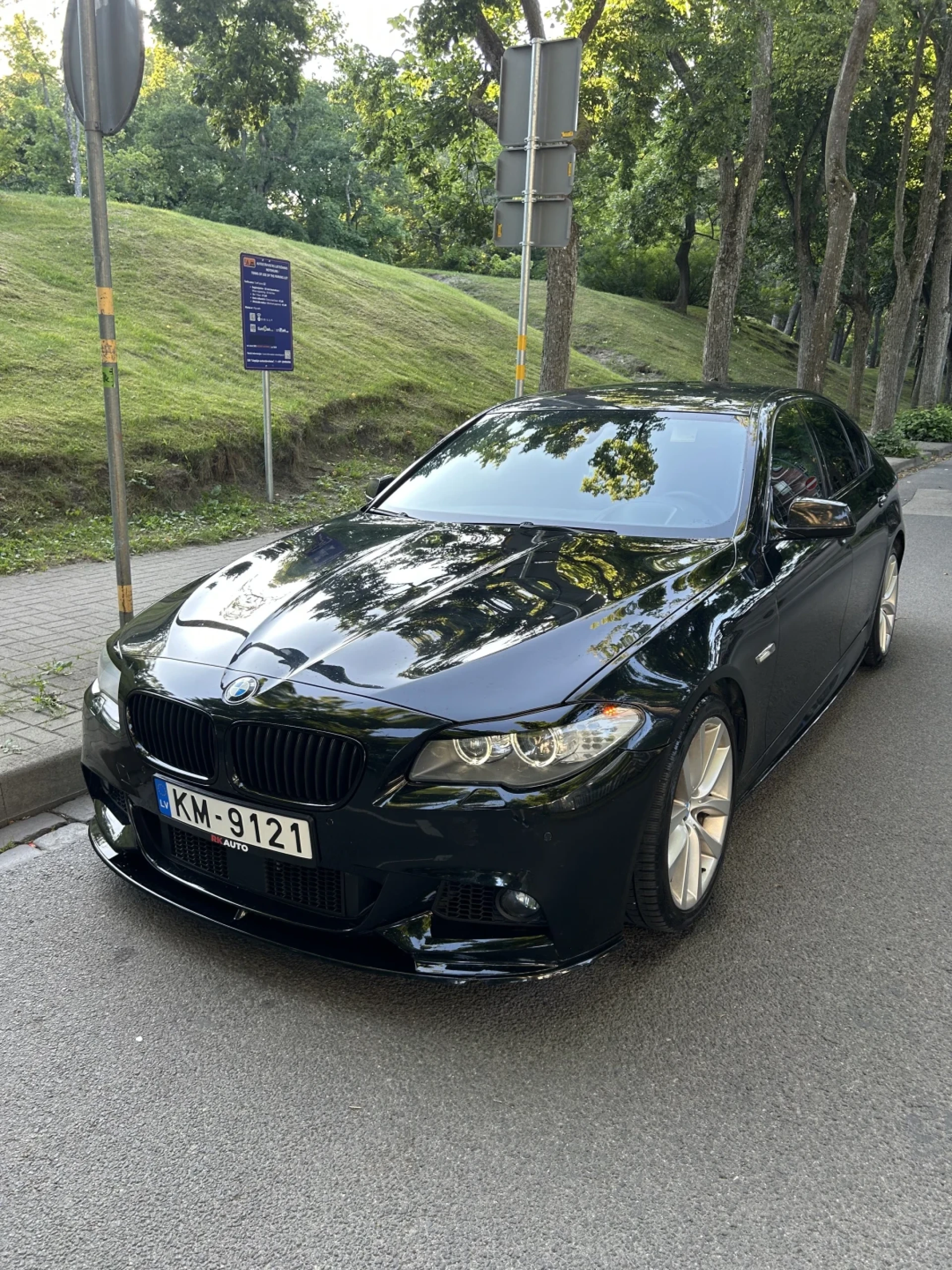 BMW 530
